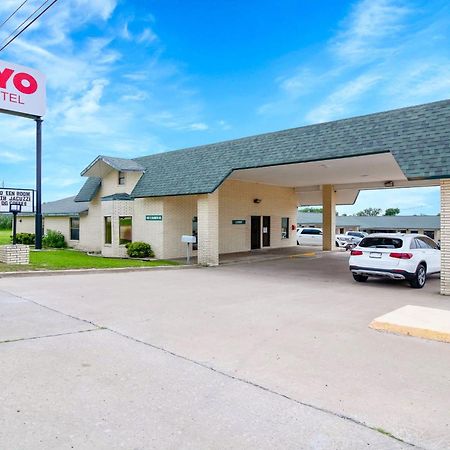 Three Rivers Executive Inn & Suites By Oyo Exterior foto